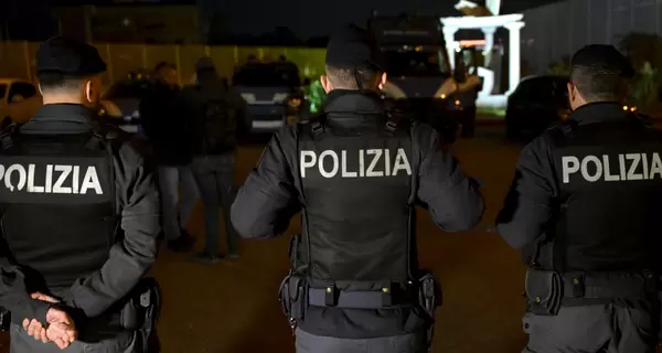 В Италии белорус напал с ножом на дальнобойщиков, которые говорили на украинском языке