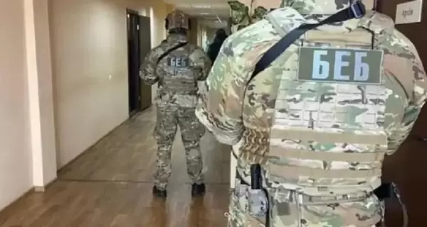 БЕБ провело обшуки в Опішнянській ОТГ: підозрюють привласнення бюджетних коштів у тендерах на десятки мільйонів гривень