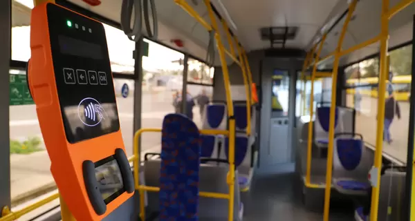 В КГГА опровергли, что транспорт будет останавливаться во время минуты молчания