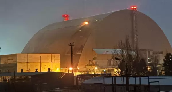 Россия атаковала Чернобыльскую АЭС, повреждено укрытие 4-го энергоблока