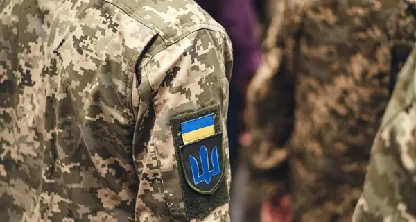 Во Львовской области двое неизвестных напали на работника ТЦК и порезали его