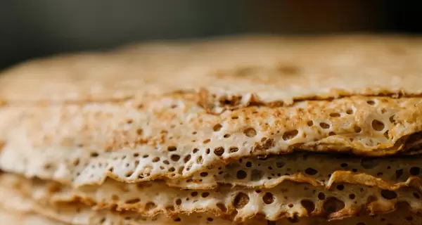 Масленица и Масленая неделя 2025: лучшие сладкие и соленые начинки для блинов