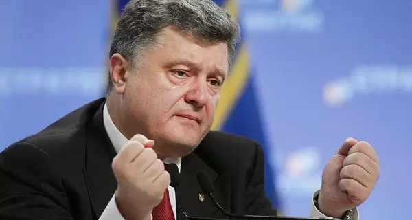Порошенко лишают 17% годовых заработка с донатов украинцев, - эксперт Олещук