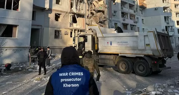 Россияне весь день атакуют Херсонщину дронами и артиллерией - минимум 10 раненых, среди них ребенок 