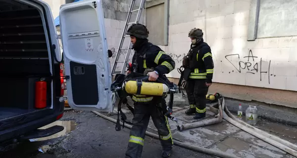 Россия ударила дроном по маршрутке в Херсоне - один человек погиб, шестеро раненых