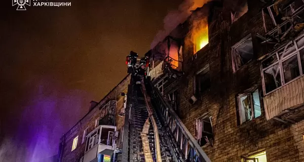 Россия ударила дроном по многоэтажке в Харькове, среди пострадавших ребенок