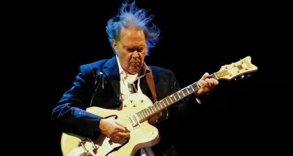  Нил Янг даст бесплатный концерт в Украине перед стартом своего тура