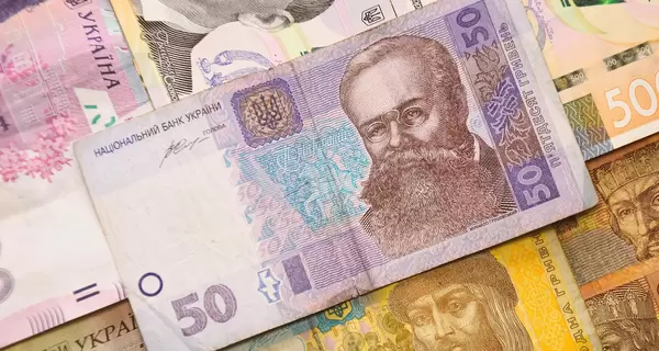 Участницу протеста возле КГГА оштрафовали на 85 грн за раздевание 