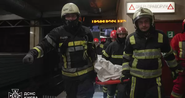 В КГГА рассказали подробности гибели мужчины в метро: пытался пройти в тоннель 