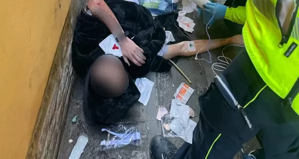 Украинский военный в Венеции спас жизнь итальянцу, которого на улице ударили ножом