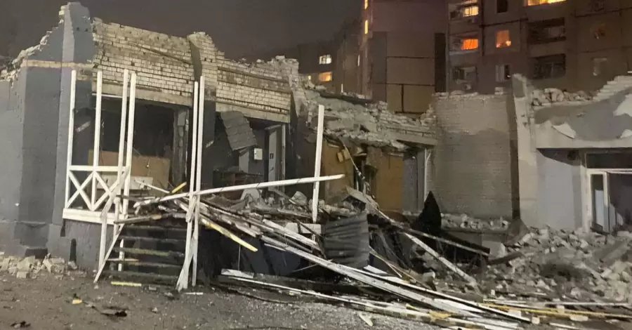 В Кривом Роге завершили спасательные работы после атаки РФ, среди раненых - двое детей