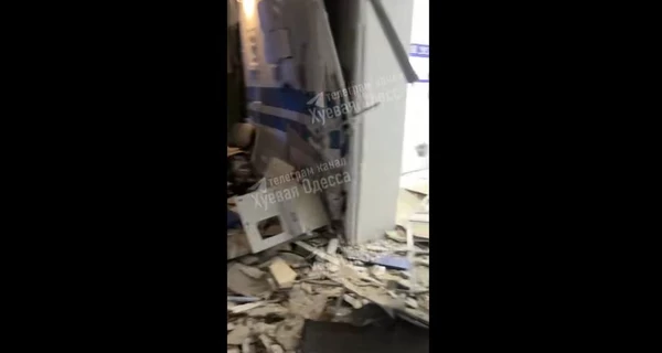 Под Одессой в здании полиции произошел взрыв, погибла женщина (обновлено)