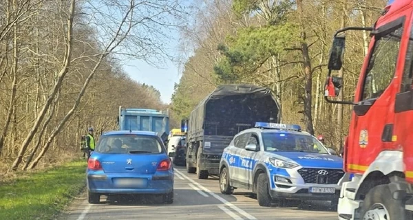 В Польше в аварию попал военный грузовик с 24 солдатами, есть пострадавшие