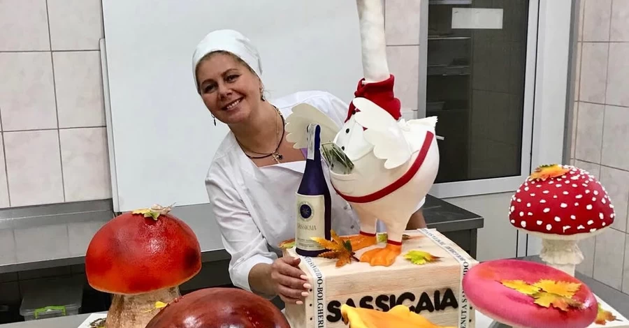 Кондитер із Боярки: Зрозуміла, чому Ван Гог відрізав собі вухо, коли малювала «Зоряну ніч» на торті