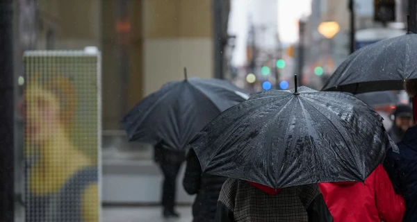 Украину 30 марта накроют дожди, но температура воздуха будет достигать +18