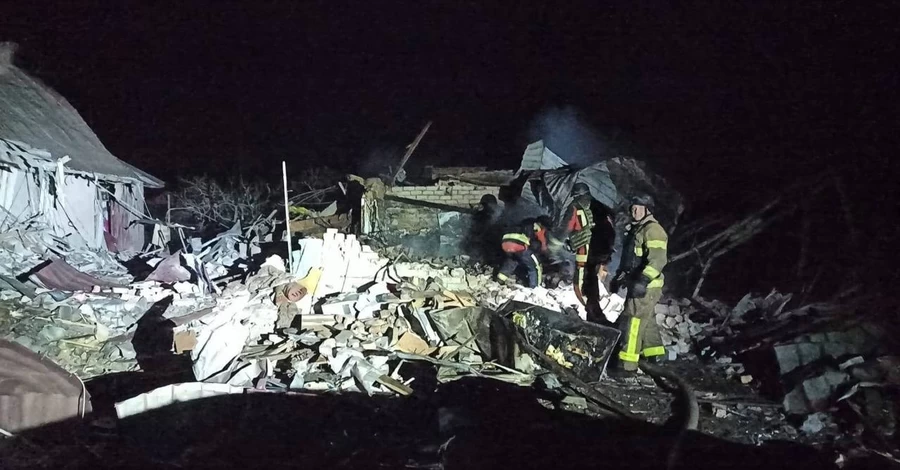Россияне ударили КАБами по Запорожской области, один человек погиб, 5 – ранены 
