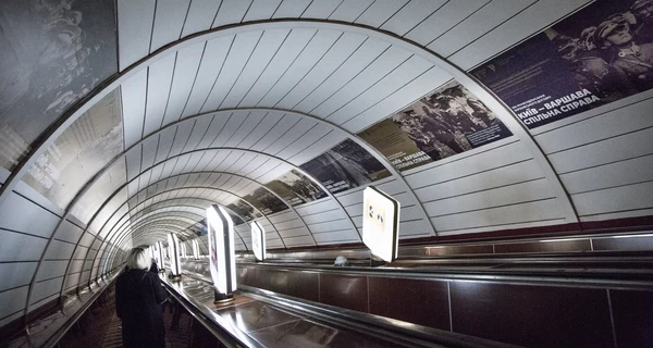 В Киеве произошел сбой в работе метро, пассажиры не могут оплатить проезд 