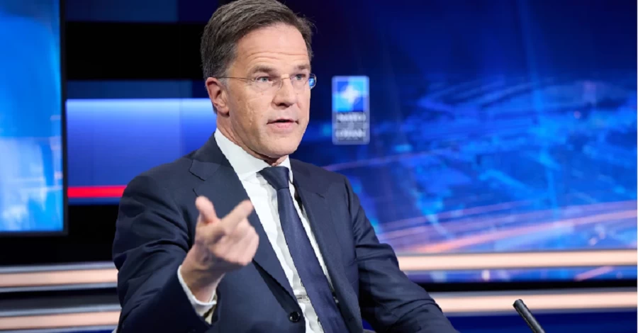 НАТО не братиме участі в мирних переговорах щодо України - Рютте