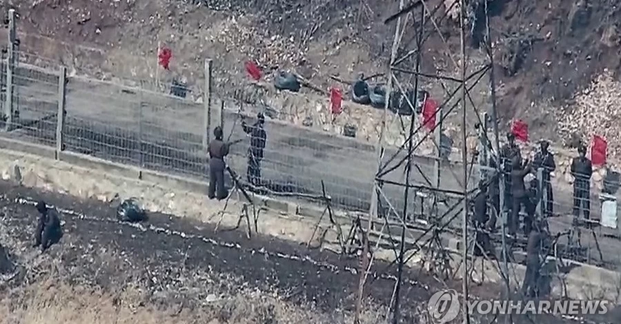 Військові КНДР порушили кордон Південної Кореї, було відкрито попереджувальний вогонь