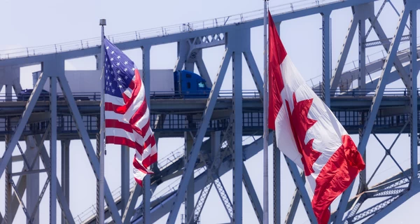 В Канаде ввели зеркальные пошлины на автомобили из США