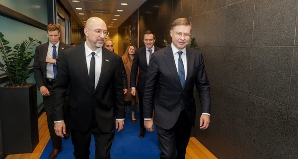 ЕС перечислил Украине третий транш от замороженных российских активов