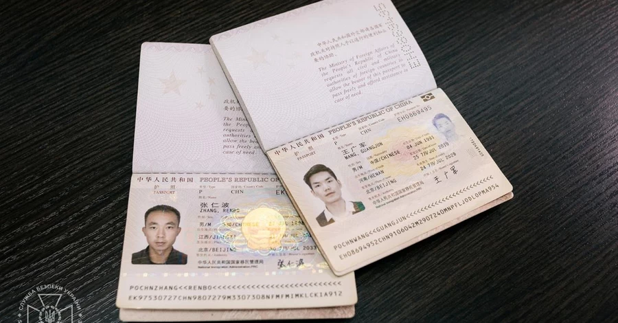 СБУ розповіла про деталі перших допитів китайських солдатів, яких взяли у полон на Донеччині