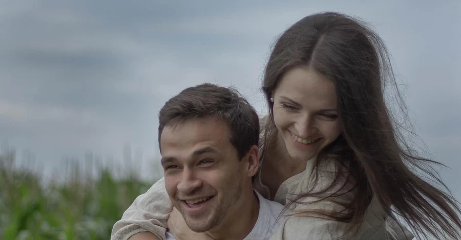 Актор Данііл Мірешкін розповів про кризу у стосунках із дружиною