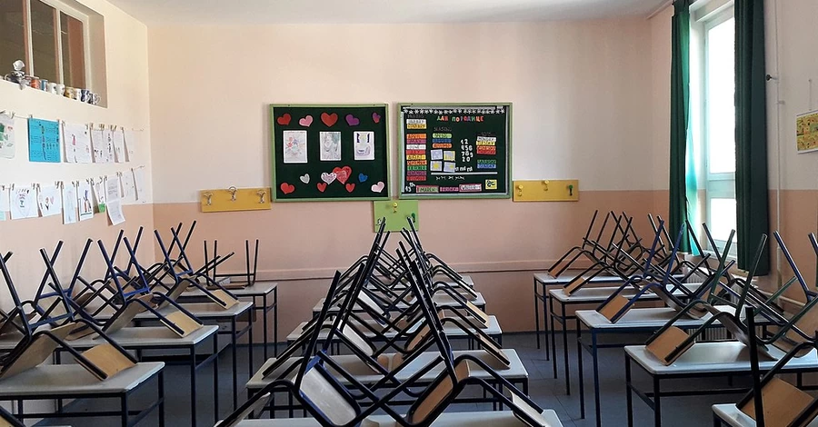 Міносвіти офіційно скоротило літні канікули