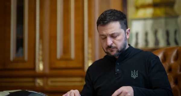 Зеленский предложил продлить военное положение и общую мобилизацию еще на 90 дней