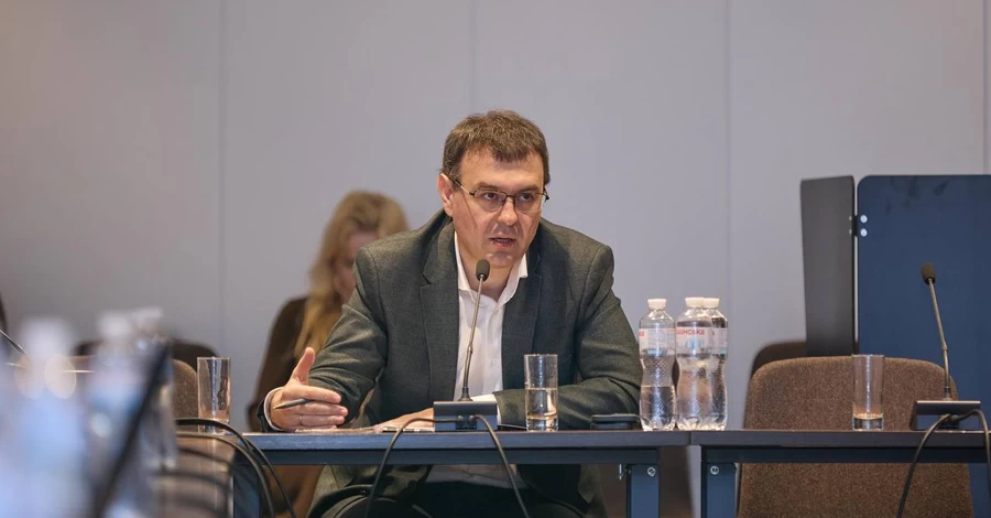 У Раді спростували інформацію про надання податковій службі доступу до рахунків українців