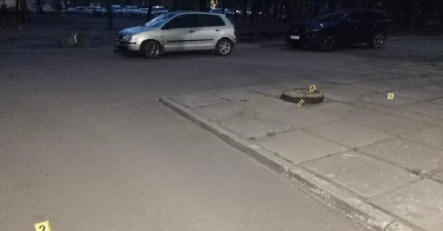 На Дніпропетровщині п'яний чоловік влаштував стрілянину з автомата  