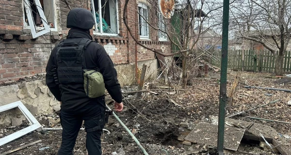 В Никопольском районе из-за атаки дрона пострадали женщина и две ее дочери 