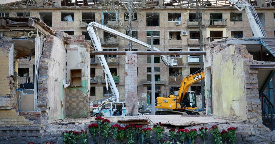 Число жертв ракетного удара по Киеву возросло до 13 - в больнице умер мужчина