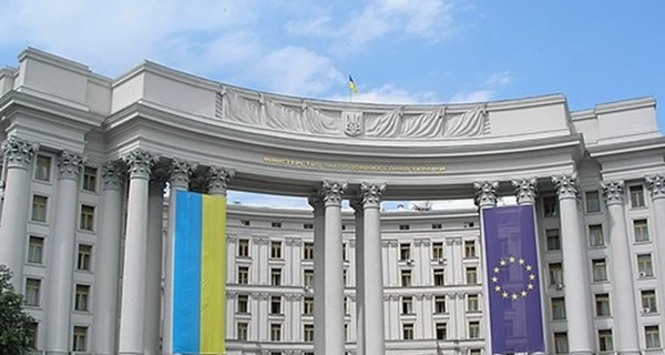 Зачем ждать до 8 мая? В МИД отреагировали на заявление Путина о трехдневном перемирии