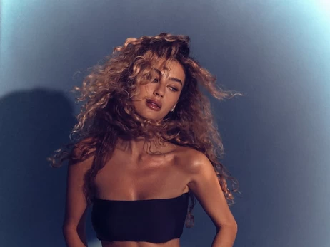 Экс-солистка 