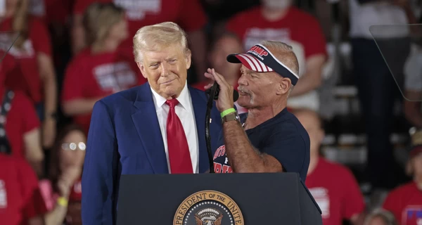 Трамп заявил, что за 100 дней его президентства администрация США «побила все рекорды»