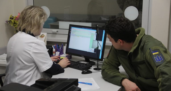 Часть украинских медиков лишится брони от мобилизации - МОЗ готовит списки