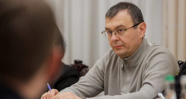 Нардеп Гетманцев спілкується з моделями OnlyFans, щоб вони сплачували податки