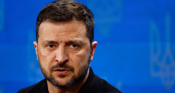 Зеленский отклонил предложение Путина о трехдневном перемирии на 9 мая