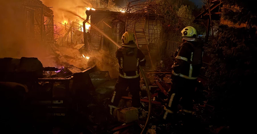 Росіяни атакували вночі дронами Київ та Черкаси, серед поранених – двоє дітей