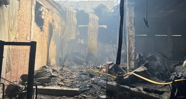 В Изюме РФ атаковала здания 