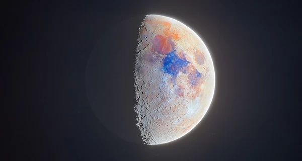 Місяць під час тривоги: знімок студента з Києва потрапив у New York Mirror