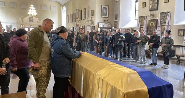 В ДТП на Полтавщине погибли военный и полицейский, которые везли мобилизованного, — СМИ