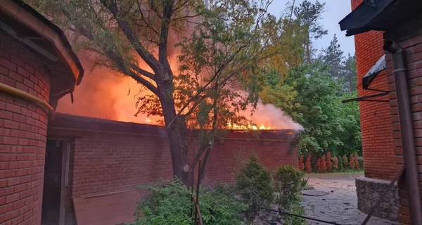 Россия более двух часов атаковала Харьков дронами, есть пострадавшие, горит ресторан