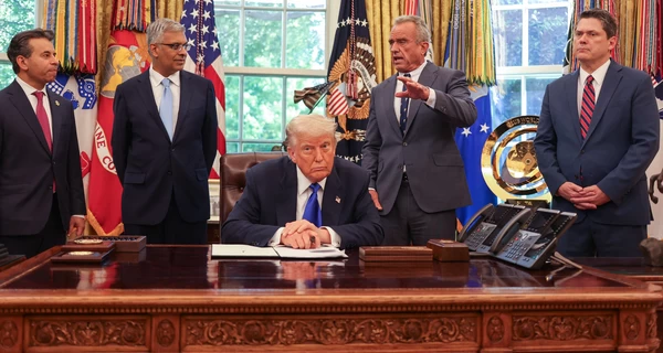 Трамп отреагировал на предложенное Путиным трехдневное перемирие