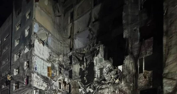 Россияне сбросили авиабомбу на многоэтажку в Константиновке, есть много раненых