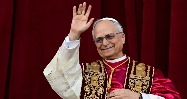 Новым Папой Римским стал американский кардинал Роберт Прево