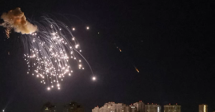 Росія випустила по Україні сотню дронів на тлі заяви Путіна про переговори