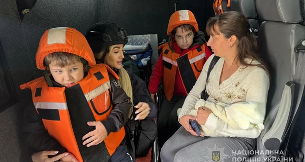 Из Сумской области эвакуировали многодетную семью с младенцем, которому всего 6 дней