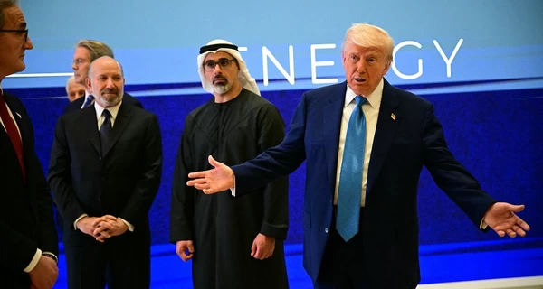 Что означает «танец волос», которым встречали Трампа в ОАЭ: жест глубокого уважения 